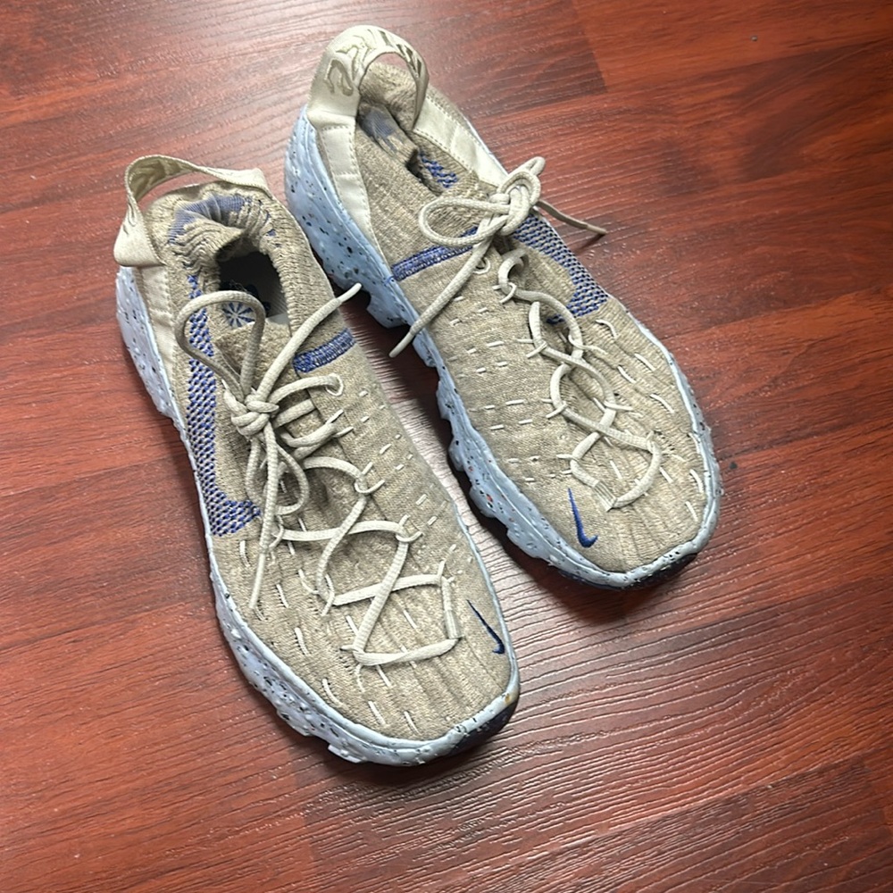 Nike shoes